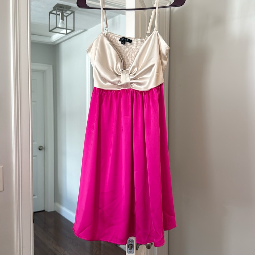 Beautiful never worn before baby doll dress from VICI